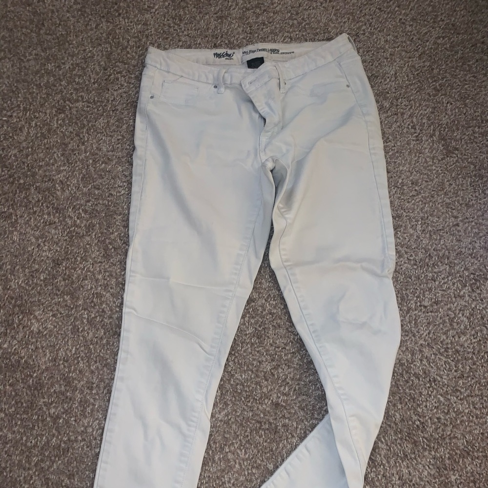 Mossimo white mid rise jeans